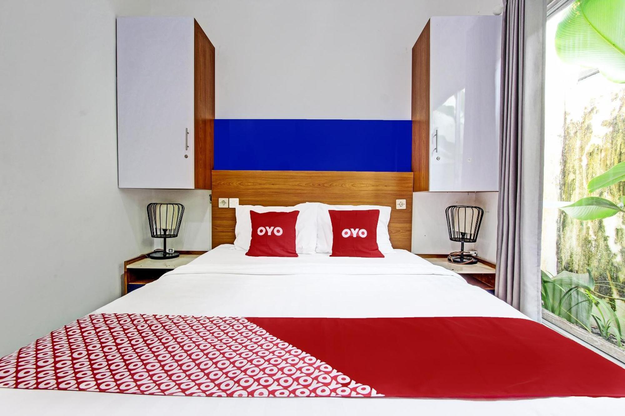 Oyo 91952 Oase Hostel 요그야카르타 외부 사진